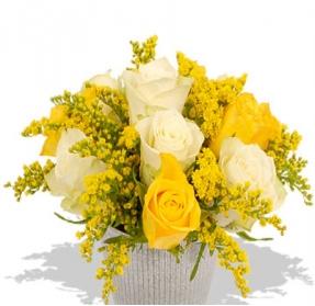 Roses Bouquet With Solidago